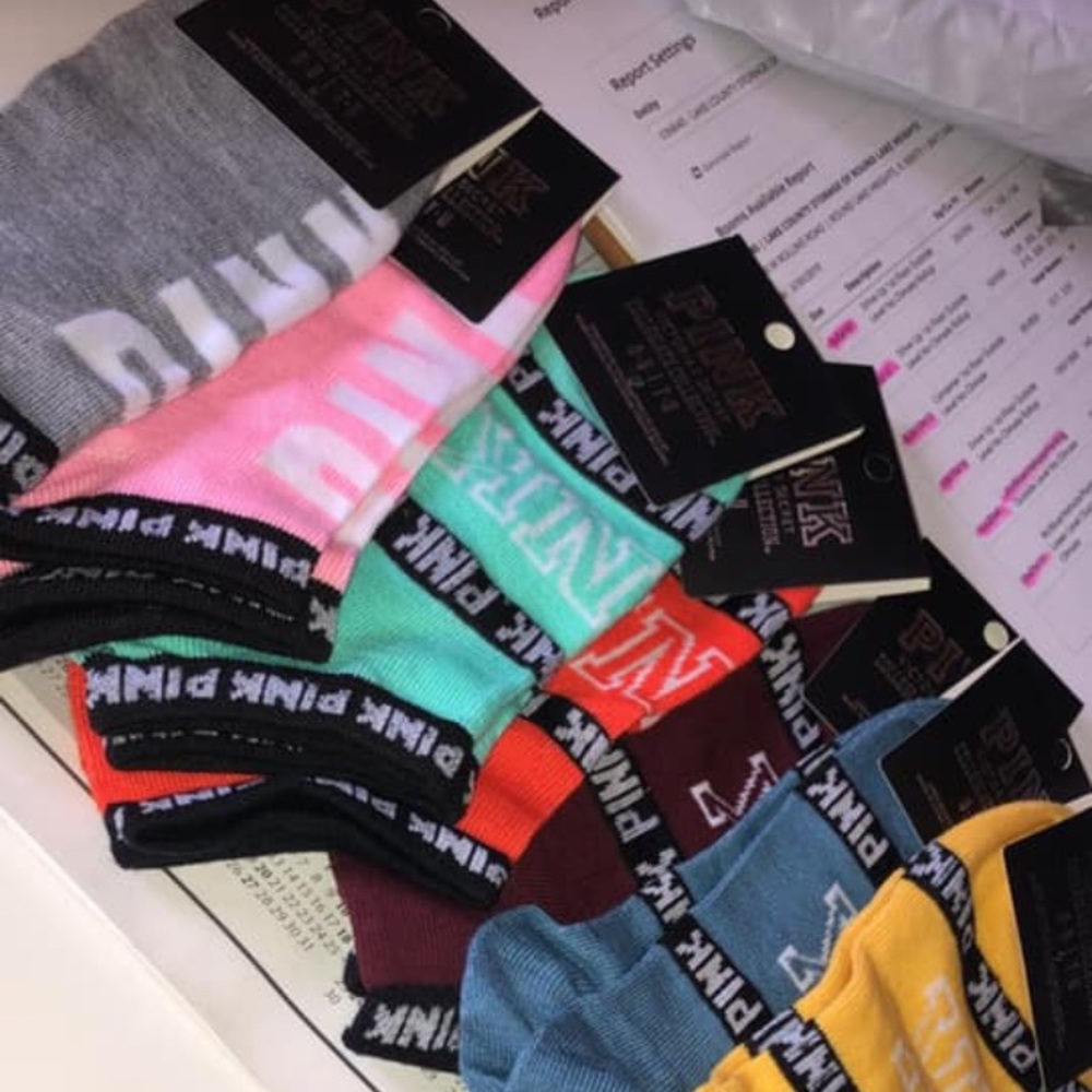 Love Pink socks